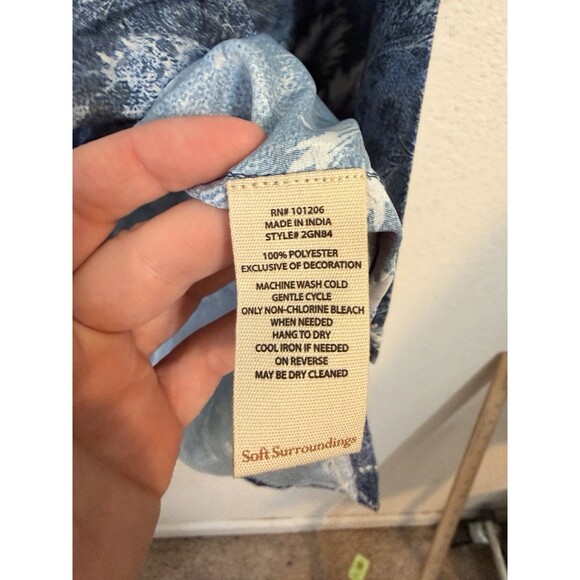 Soft Surroundings Womens Size M Silvia Blue Floral Boho Tunic Top Embroidered - Picture 9 of 9